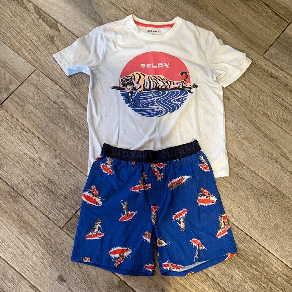 EUC Old Navy pj short set, sz 8